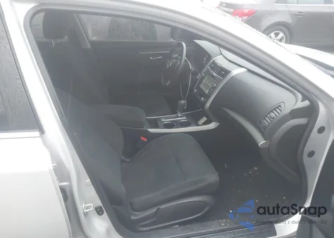 2015 Nissan Altima 2.5 Sv from USA, damaged, VIN 1N4AL3AP2FC236364